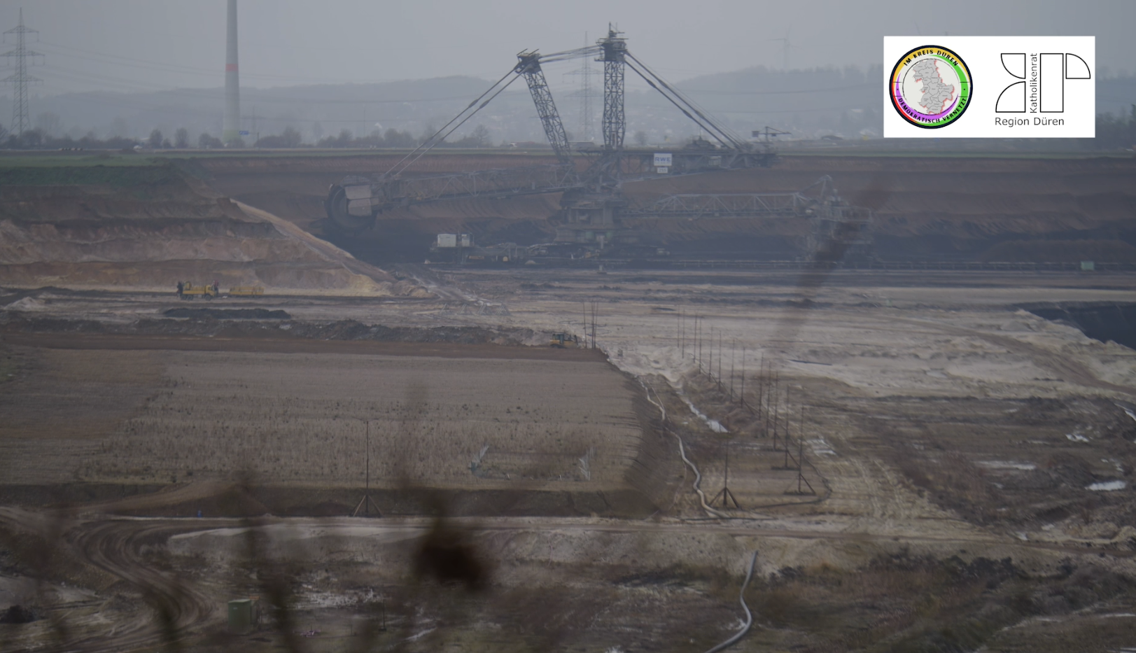 Der Katholikenrat Düren setzt sich am Tagebau Inden für die Bewahrung der Schöpfung ein. (c) BIstum Aachen/Robin Schall