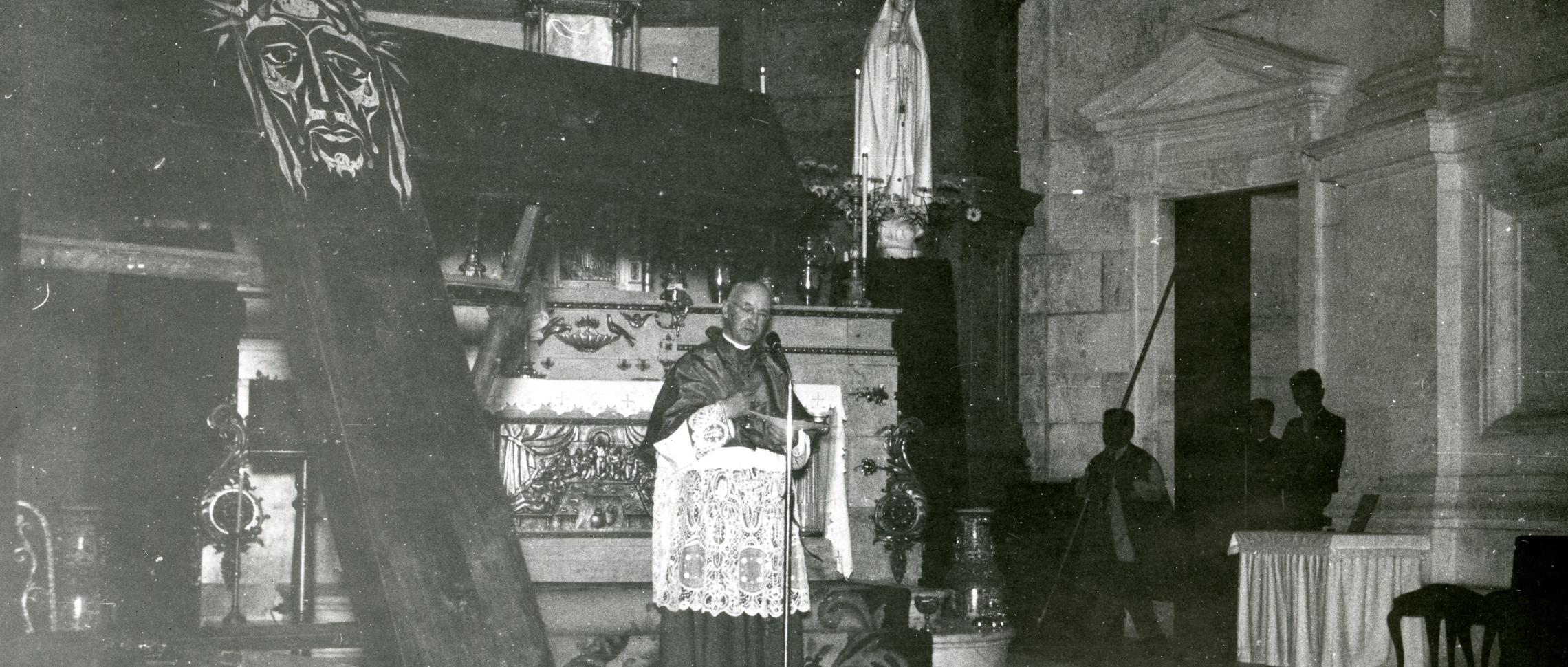 1967 Fatima Bischof Lommel in Basilika