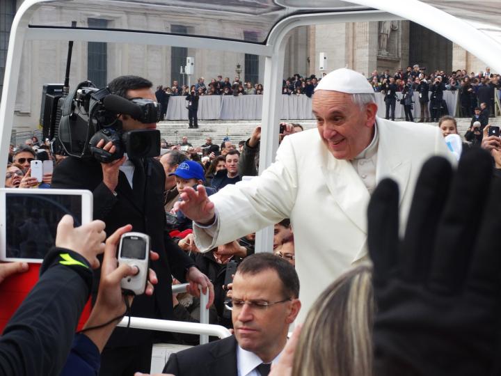 Papst Drei Bilder für eine Pastoral nach Amoris Laetitia